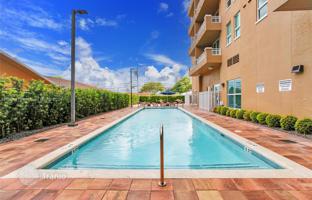 1-bedroom apartments in condo 66 m² in Miami for $450,000