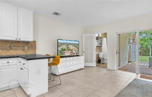 4-bedroom house 202 m² in Miami for $850,000