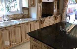 4-bedroom cottage in Limassol for 2,540,000 €