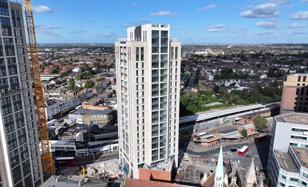 New residence with a roof-top terrace and a winter garden close to parks and a golf club, Croydon, London, UK for From £386,000