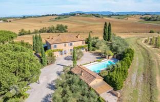 7-bedroom country house 482 m² in Montepulciano for 2,700,000 €