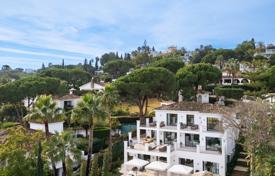 Classic-Style Villa in Nueva Andalucia, Marbella for 5,495,000 €