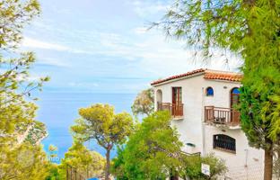 Three-storey villa with stunning sea views, Soligeia, Peloponnese, Greece for 290,000 €