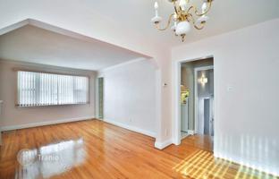 2-bedroom house in East York for C$1,874,000