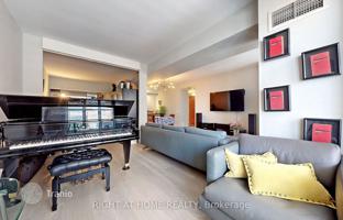 6-bedroom apartment in Queens Quay West for C$1,345,000