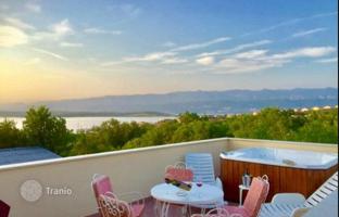 4-bedroom cottage 250 m² in Primorje-Gorski Kotar County for 690,000 €