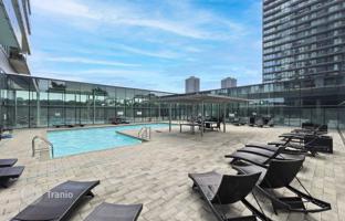 5-bedroom apartment in The Queensway for C$920,000