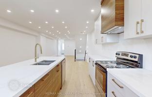 11-bedroom house in York for C$2,693,000