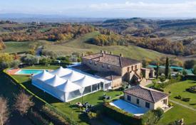 Buy a hotel in Tuscany, Siena for 1,980,000 €