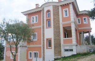 6-bedroom villa in Administration of Epirus and Western Macedonia for 1,700,000 €