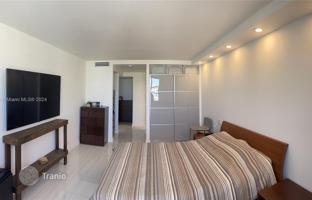 1-bedroom apartments in condo 87 m² in Sunny Isles Beach for $429,000