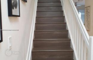 2-bedroom house 157 m² in West End for $465,000