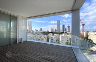 5-bedroom penthouse 205 m² in Tel Aviv for $5,279,000