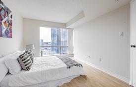 Apartment – Bay Street, Old Toronto, Toronto,  Ontario,   Canada for C$865,000