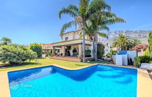 7-bedroom cottage 470 m² in Denia for 1,400,000 €