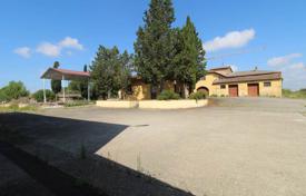 Asciano (Siena) — Tuscany — Farm/Agricultural Land for sale for 995,000 €