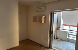 Sunny studio apartment in Palaio Faliro, Athens, Greece for 100,000 €