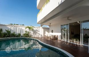 5-bedroom villa 590 m² in Phuket Town for 662,000 €