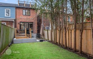 5-bedroom townhouse in Old Toronto for C$2,363,000