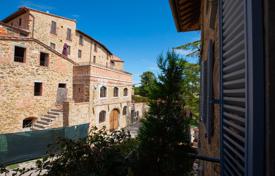 16-bedrooms villa 341 m² in Passignano Sul Trasimeno, Italy for 1,250,000 €