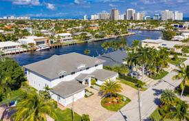 New villa with a private dock, a pool, a garage, a terrace and a canal view, Fort Lauderdale, USA for $3,695,000