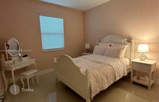 4-bedroom house 251 m² in Homestead for $620,000