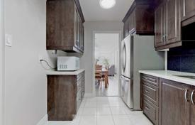 Apartment – Eglinton Avenue East, Toronto, Ontario,  Canada for C$816,000