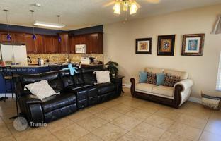 6-bedroom house 347 m² in Miramar (USA) for $800,000