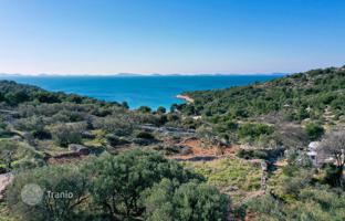 Land plot 767 m² in Murter for 380,000 €
