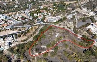 Land plot 9,150 m² in Mesogi for 475,000 €