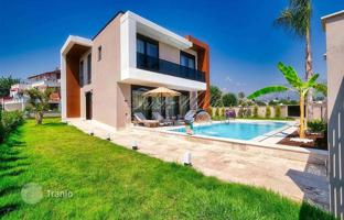4-bedroom villa 250 m² in Camyuva for 41,646,000 TRY