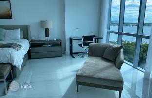 3-bedroom apartments in condo 200 m² in North Miami Beach for $1,990,000