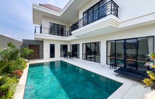 3-bedroom villa 240 m² in Seminyak for $450,000