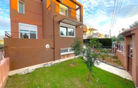 Spacious villa with a garden and a garage in Kalamata, Peloponnese, Greece for 400,000 €