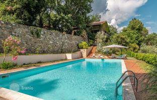 3-bedroom country house 1,410 m² in Montalcino for 15,000,000 €