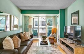 Apartment – Lake Shore Boulevard West, Etobicoke, Toronto,  Ontario,   Canada for C$1,012,000