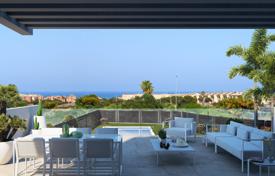 Furnished townhouse with sea views in Guardamar del Segura, Alicante, Spain for 378,000 €