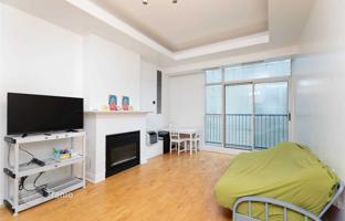 2-bedroom apartment in Wellesley Street East for C$894,000