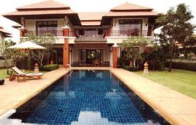 Spacious villa with a swimming pool and a garden in a residence with a tennis court, a spa center and a hotel, Bang Tao, Phuket, Thailand for 3,340 € per week