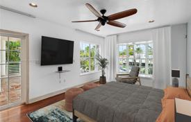 Townhome – North Miami, Florida, USA for $3,450,000