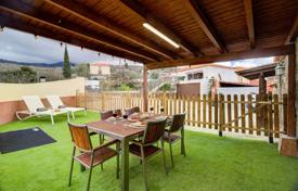 2-bedrooms villa 140 m² in Adeje, Spain for 299,000 €