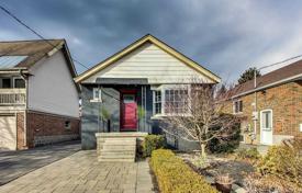 Townhome – East York, Toronto, Ontario,  Canada for C$1,208,000