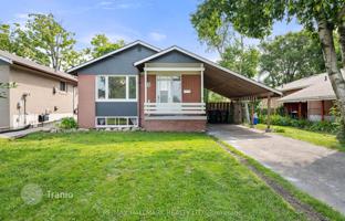 9-bedroom house in Scarborough for C$1,210,000