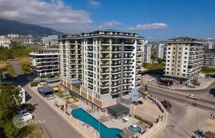 4-bedroom penthouse 195 m² in Mahmutlar for 25,765,000 TRY