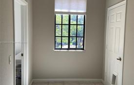 Condo – Weston, Florida, USA for $720,000