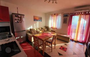 6-bedroom house 220 m² in Primorje-Gorski Kotar County for 650,000 €