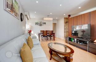 9-bedroom house in Etobicoke for C$1,434,000