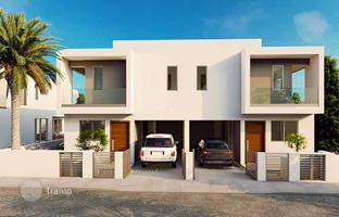 3-bedroom townhouse 137 m² in Mandria for 350,000 €