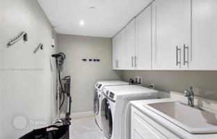 4-bedroom apartments in condo 450 m² in Miami for $2,790,000