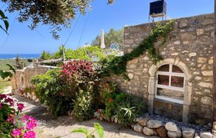 2-bedroom cottage 95 m² in Agios Nikolaos (Crete) for 250,000 €